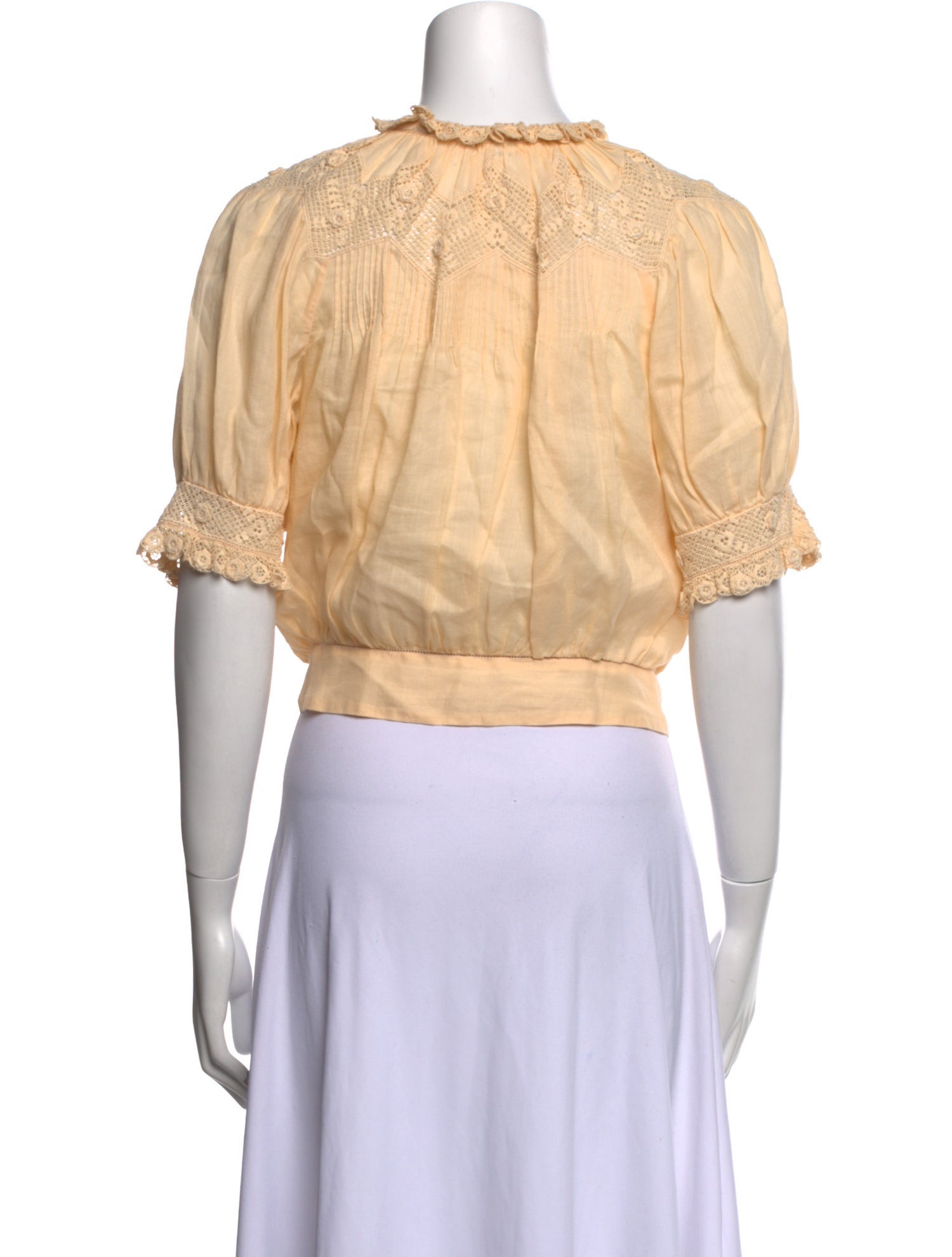 DÔEN Tie Neck Short Sleeve Crop Top